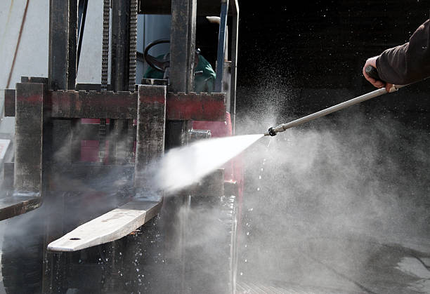 Best Graffiti Removal  in Midland, WA